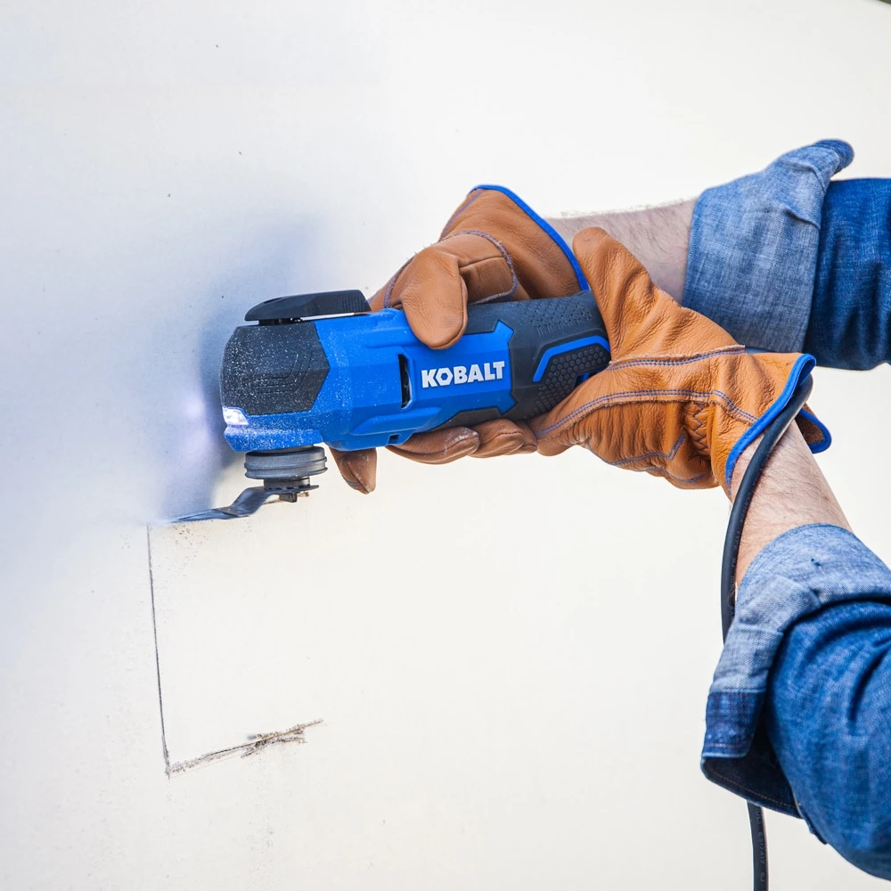 Kobalt 4 -Amp Variable Speed 28 -Piece Oscillating Multi-Tool With Soft ( ) 8 Kobalt 4 -Amp Variable Speed 28 -Piece Oscillating Multi-Tool With Soft ( ) - Image 8