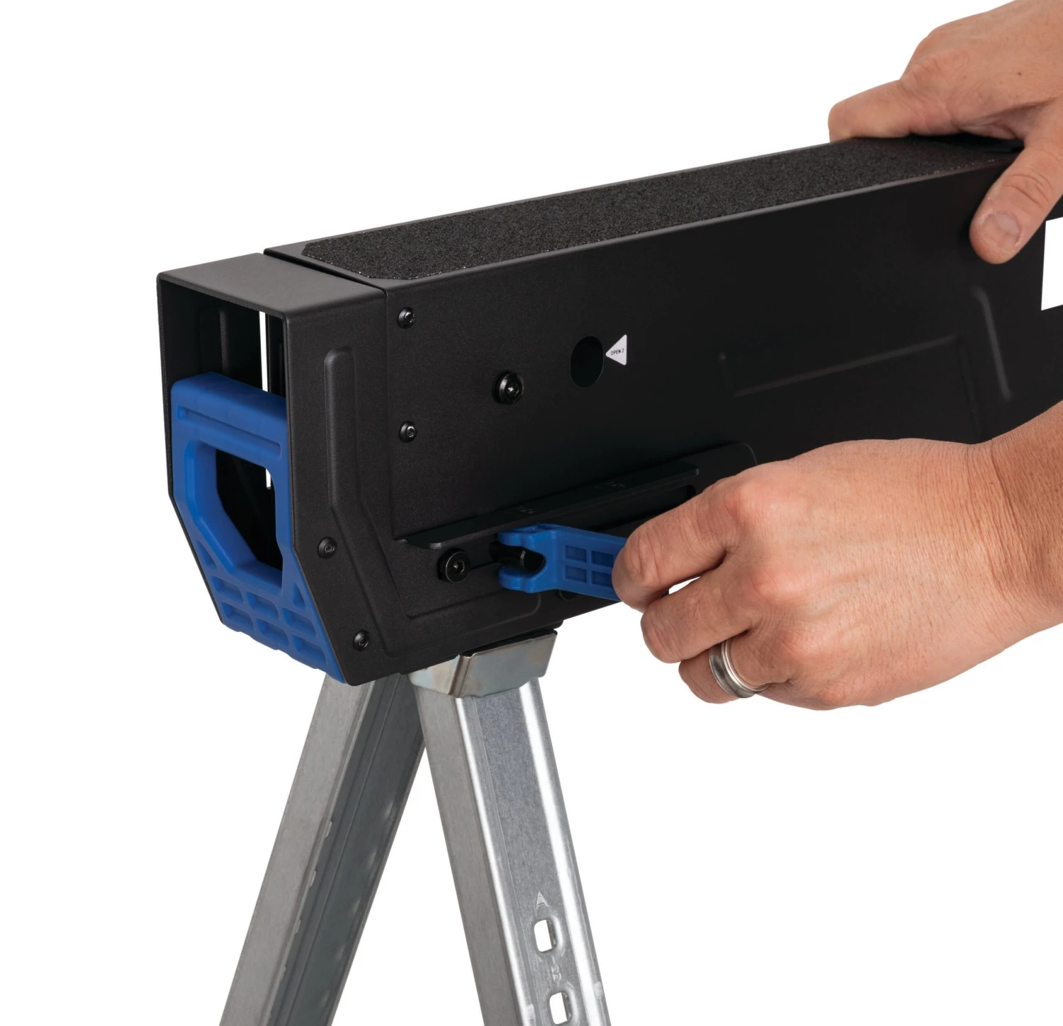 Kobalt 38-in W X 32.2-in H Adjustable Steel Saw Horse ( 1300-lb Capacity) 7 Kobalt 38-in W X 32.2-in H Adjustable Steel Saw Horse ( 1300-lb Capacity) - Image 7