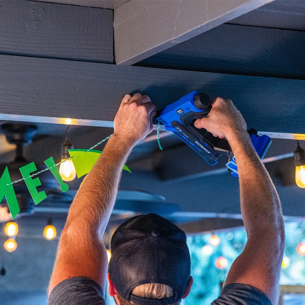 Kobalt XTR 20 -Gauge 3/8-in Medium Crown Finish Stapler ( Battery And Charger Not Included ) 14 Kobalt XTR 20 -Gauge 3/8-in Medium Crown Finish Stapler ( Battery And Charger Not Included ) - Image 14