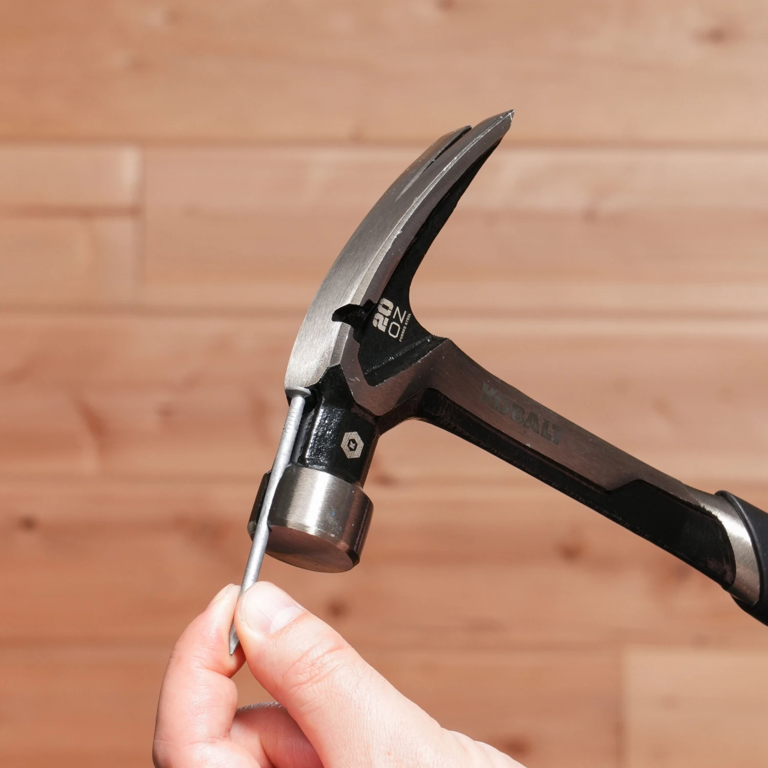 Kobalt 20 -oz Steel Head Steel Handle Rip Claw Hammer 8 Kobalt 20 -oz Steel Head Steel Handle Rip Claw Hammer - Image 8